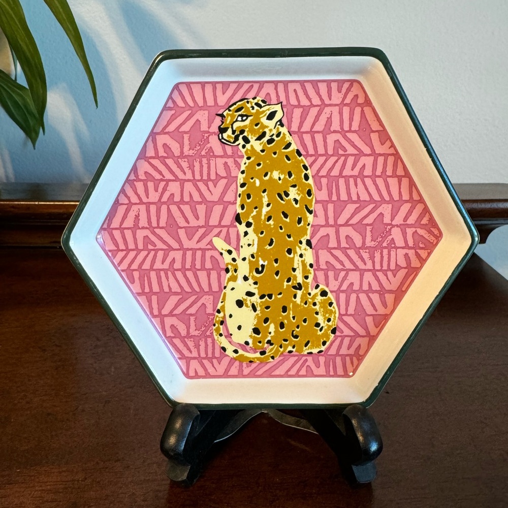 OPAL-HOUSE OCTAGON CHEETA PRINT TRAY - Picture 1 of 7